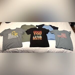 5 Kids Short Sleeve Tees - size M